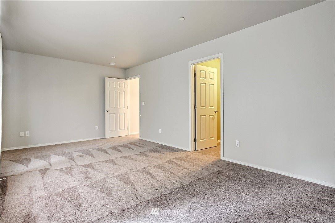 1162 Griggs Street, Dupont, WA 98327