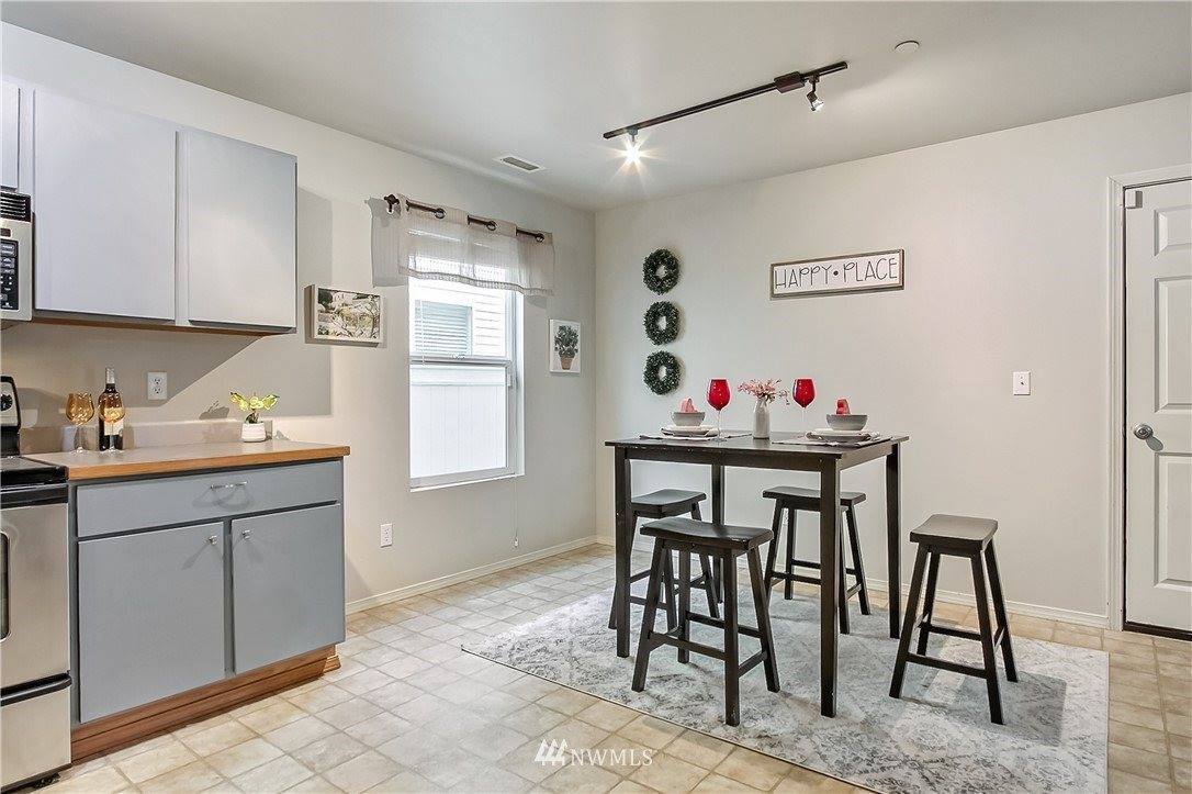 1162 Griggs Street, Dupont, WA 98327