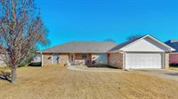 10 Lacey Dr, Hooks, TX 75561