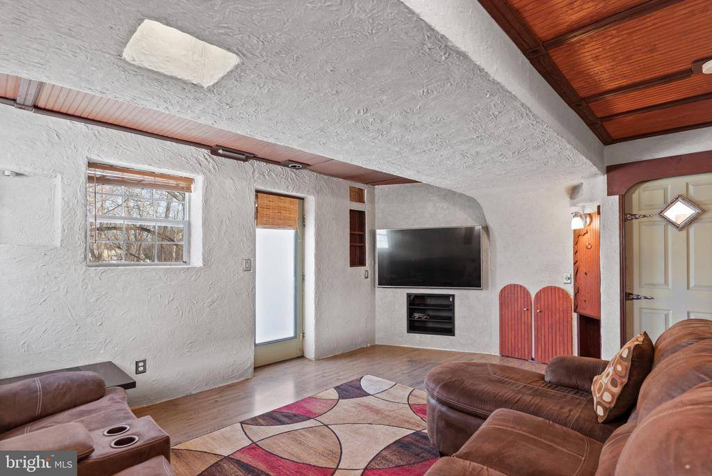 37 Pheasant Ridge Road, Dillsburg, PA 17019