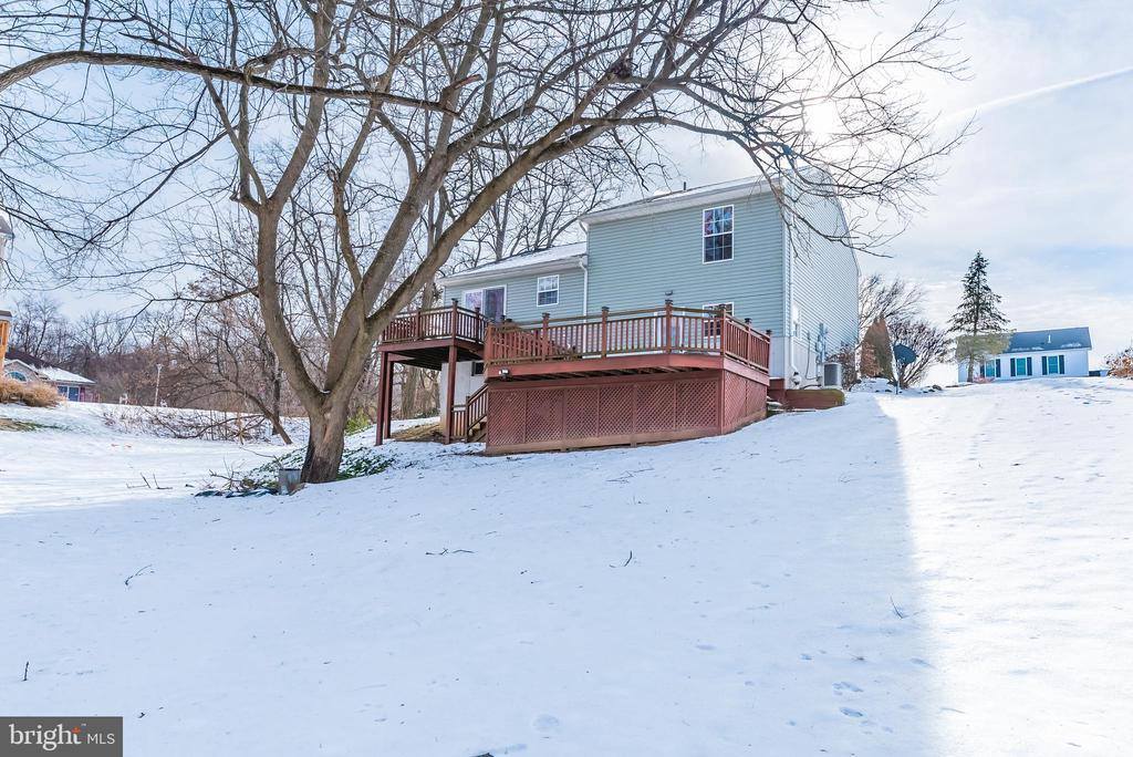 37 Pheasant Ridge Road, Dillsburg, PA 17019