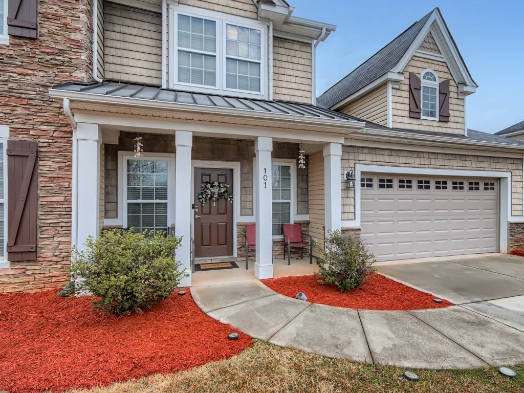 101 Haystack Rd, Mount Holly, NC 28120