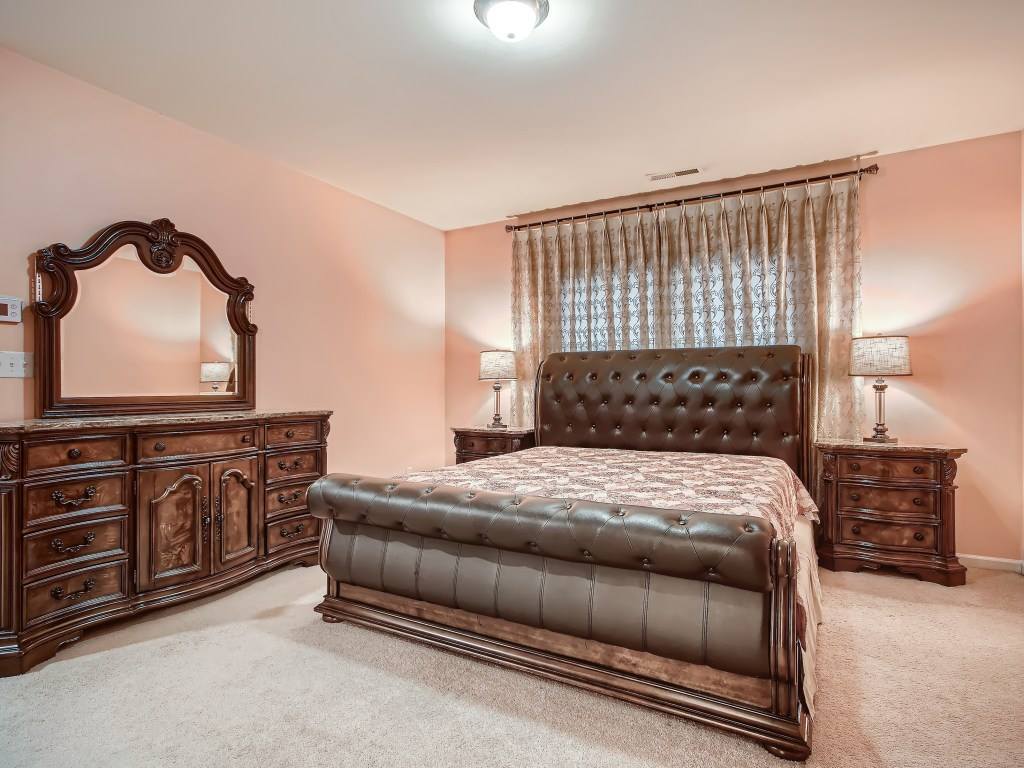 101 Haystack Rd, Mount Holly, NC 28120