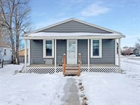 621 4th Ave West, Williston, ND 58801