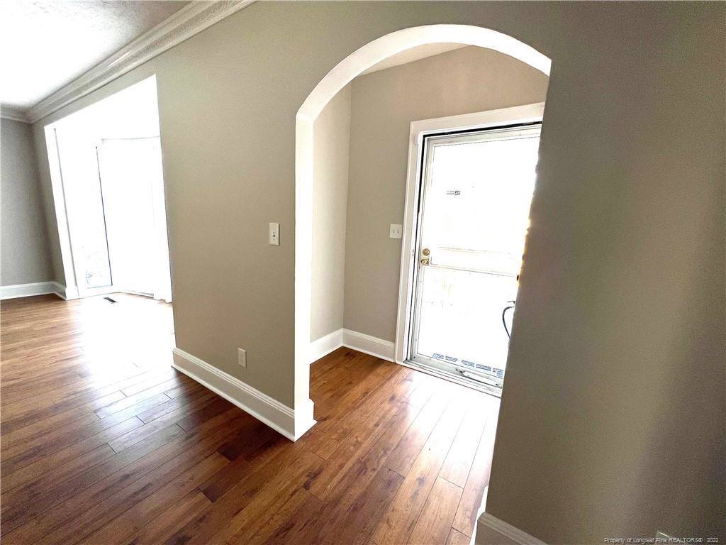 303 West Edinborough Avenue, Raeford, NC 28376