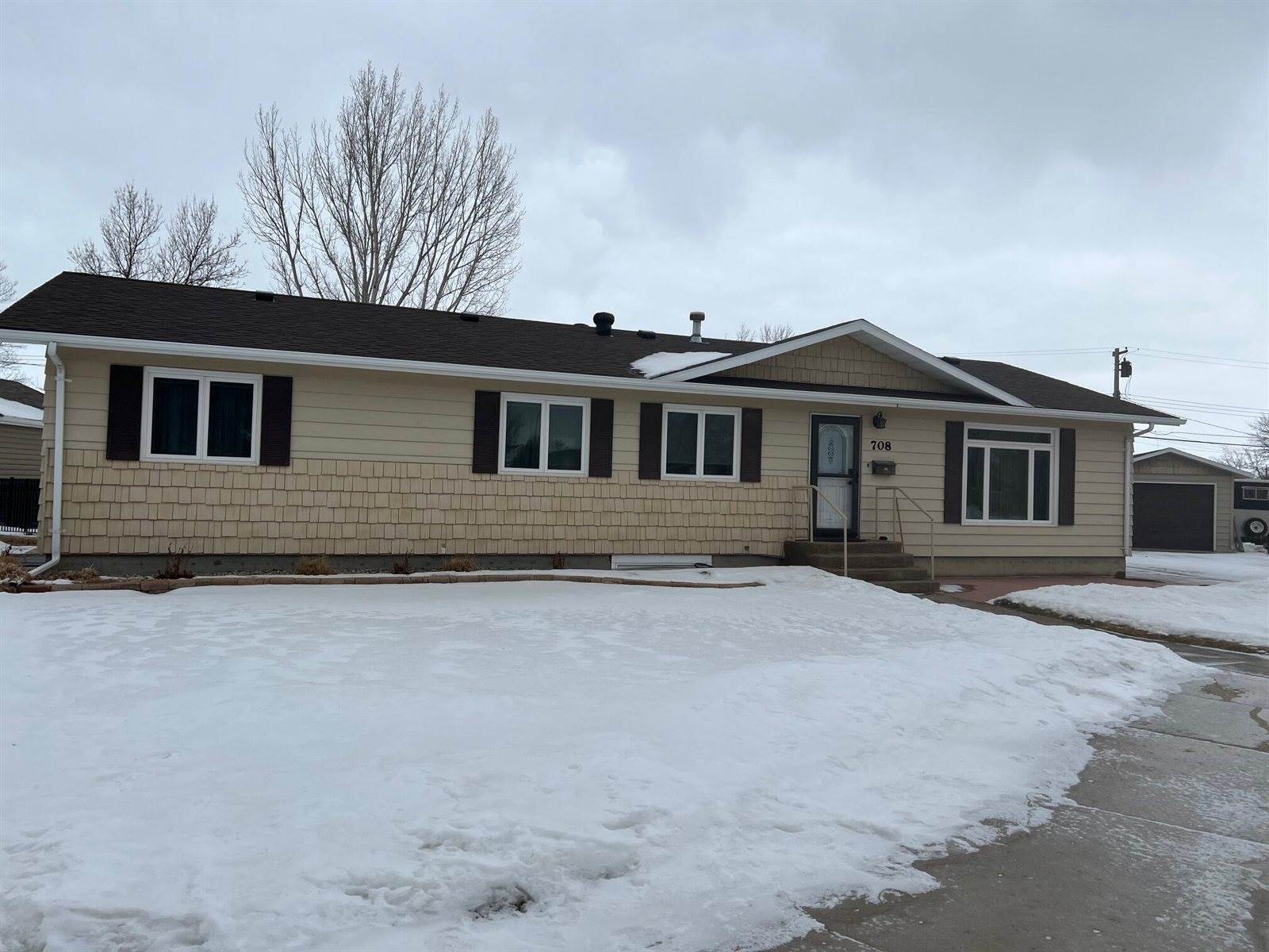 708 16th St West, Williston, ND 58801