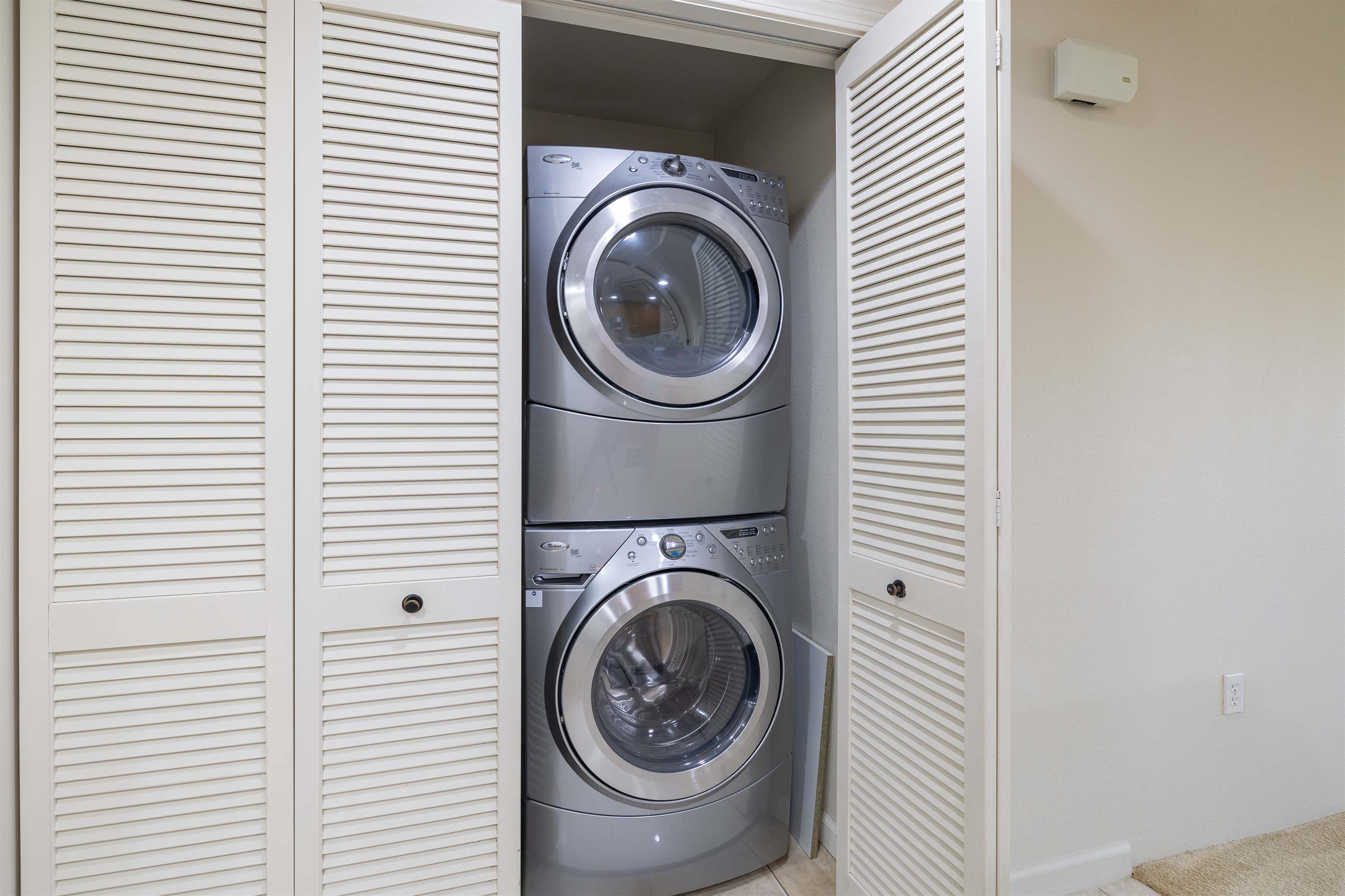 520 Lunalilo Home Road, Honolulu, HI 96825