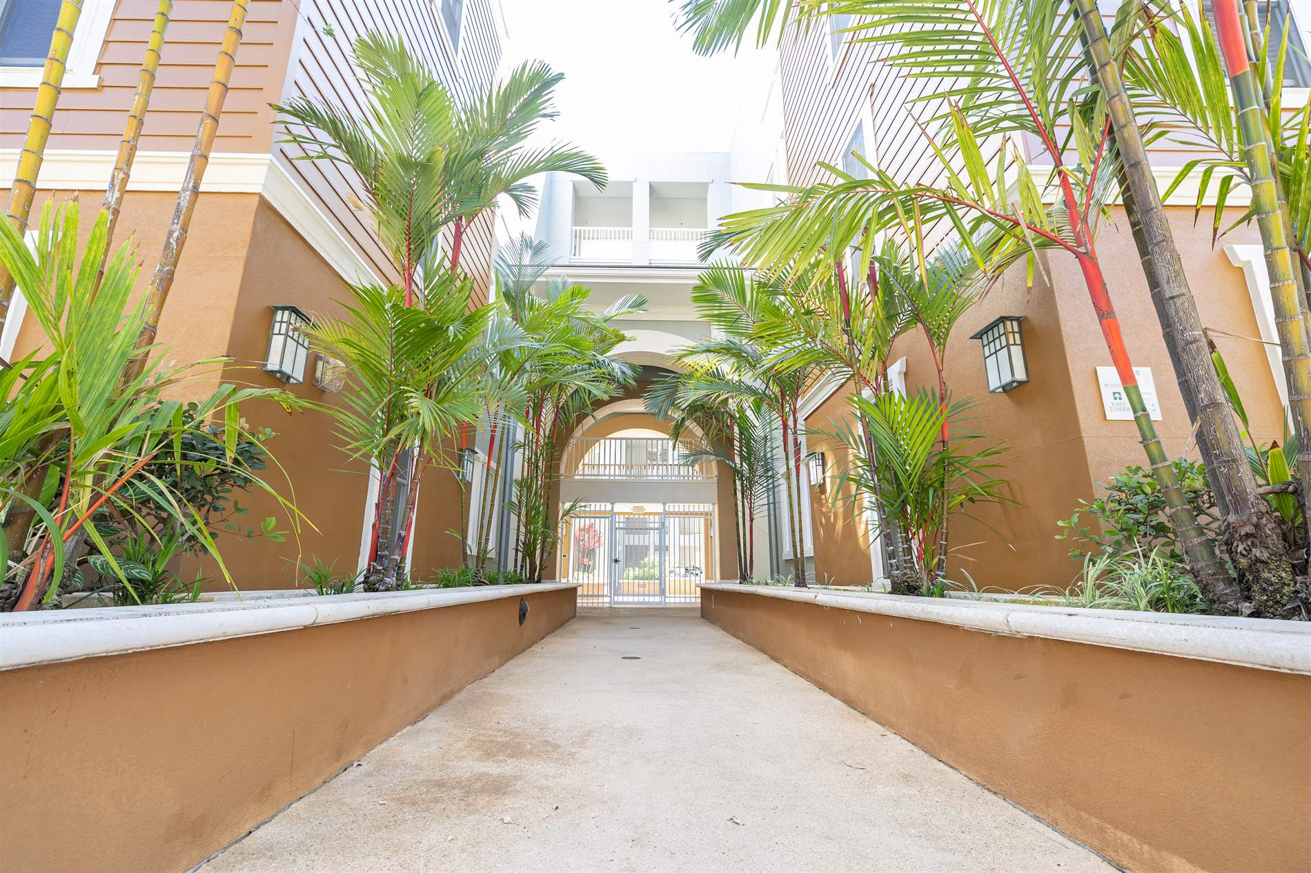 520 Lunalilo Home Road, Honolulu, HI 96825