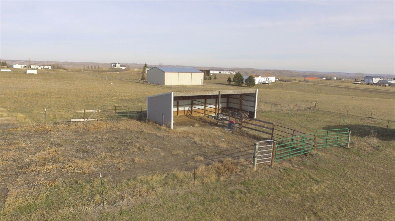 2587 Windsor Place North, Mandan, ND 58554