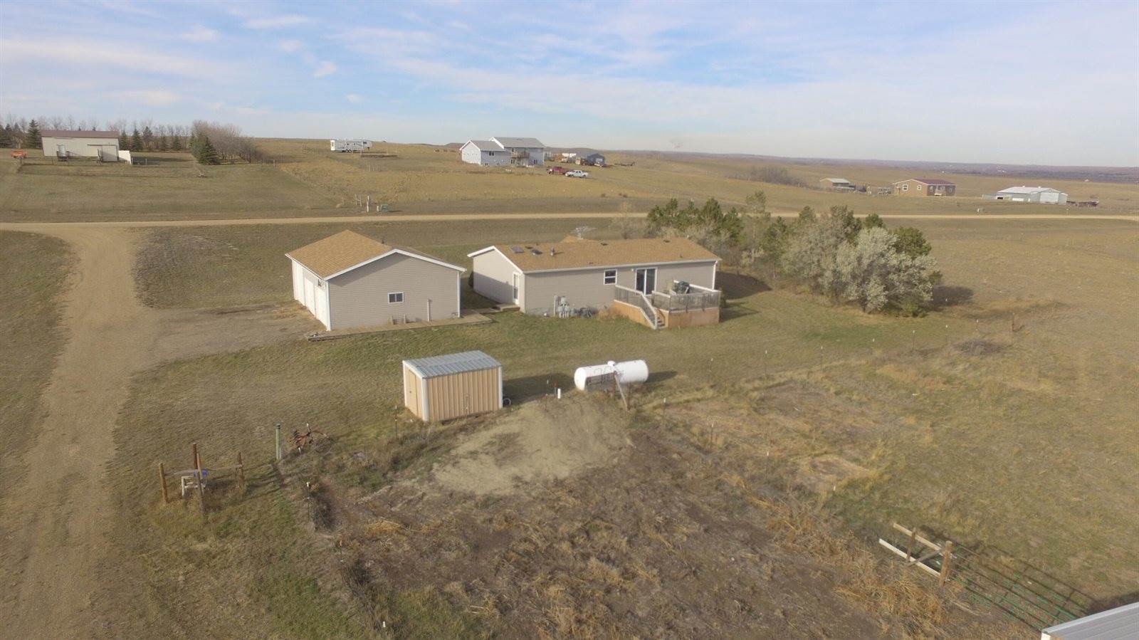 2587 Windsor Place North, Mandan, ND 58554