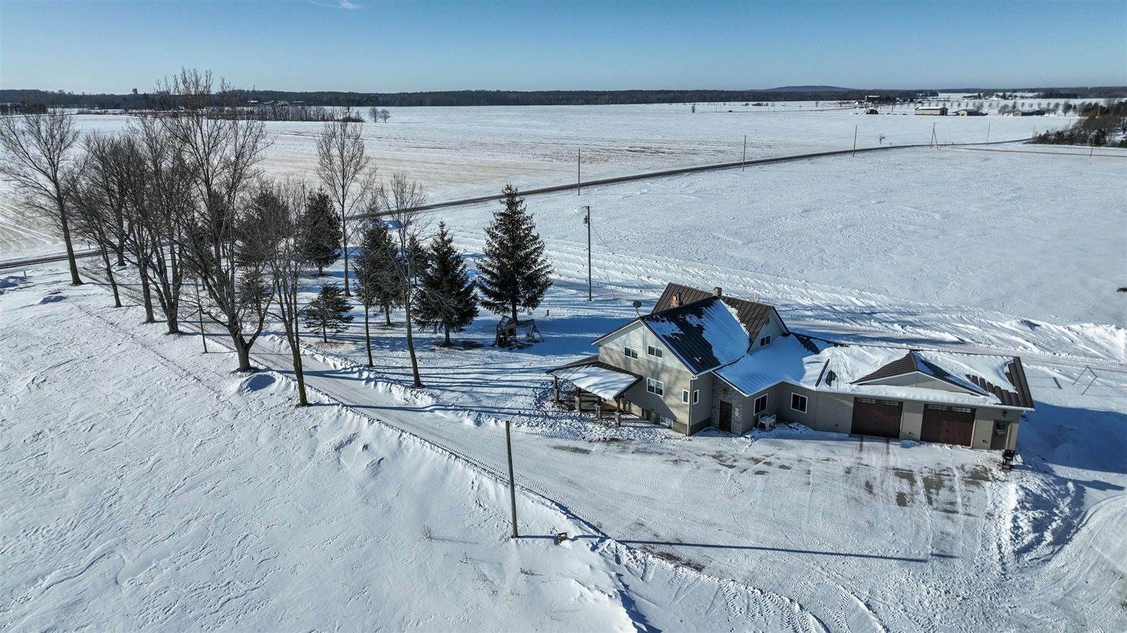 4220 Dairy Road, Arpin, WI 54410