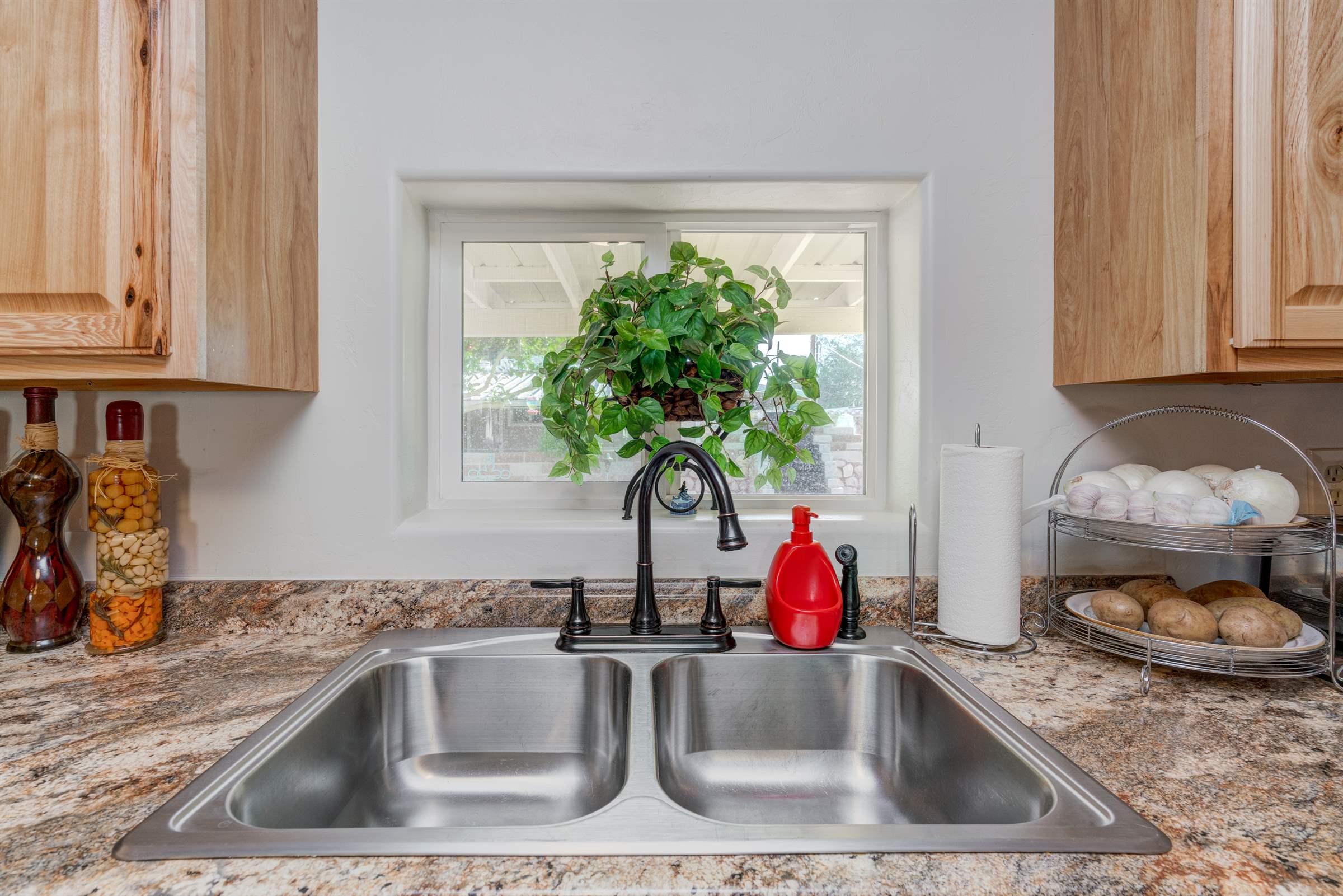 2933 W Sahara St, Tucson, AZ 85705