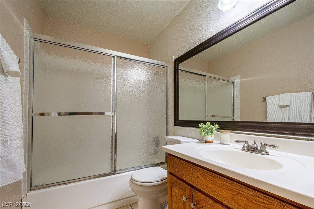 2135 Pebble Creek Lane, Laughlin, NV 89029