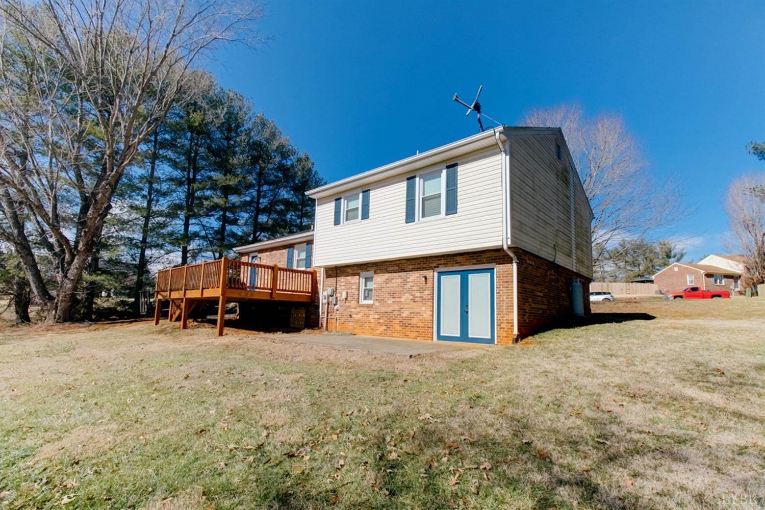 226 Churchill Drive, Lynchburg, VA 24502