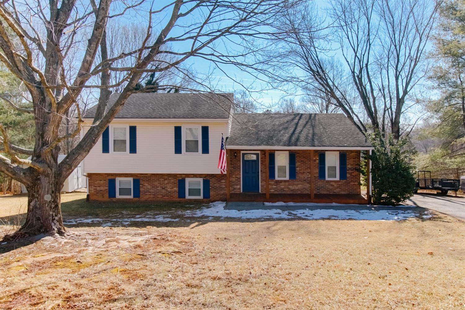 226 Churchill Drive, Lynchburg, VA 24502