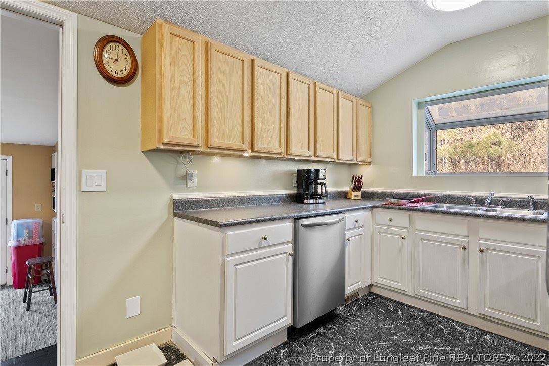 628 TC Jones Road, Raeford, NC 28376