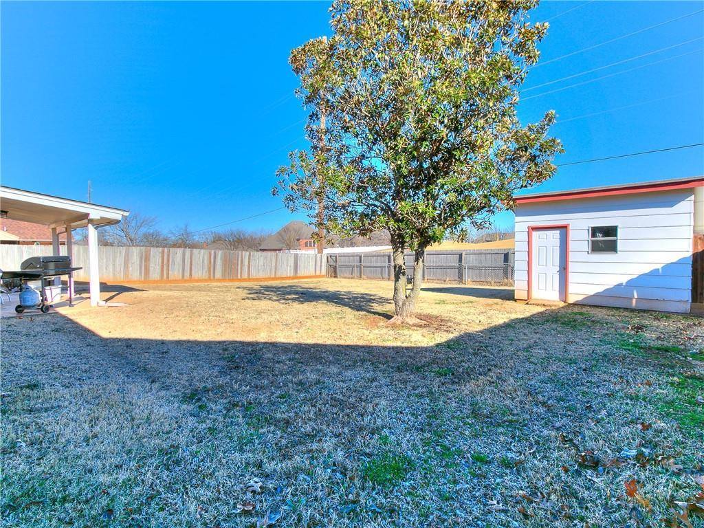 805 Madeline Dr, Shawnee, OK 74801