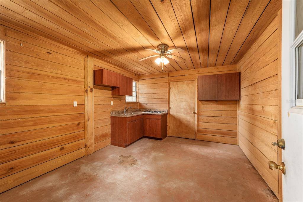 118 NW 62nd Street, Ocala, FL 34475