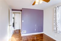 2705 S 42 St, Omaha, NE 68105