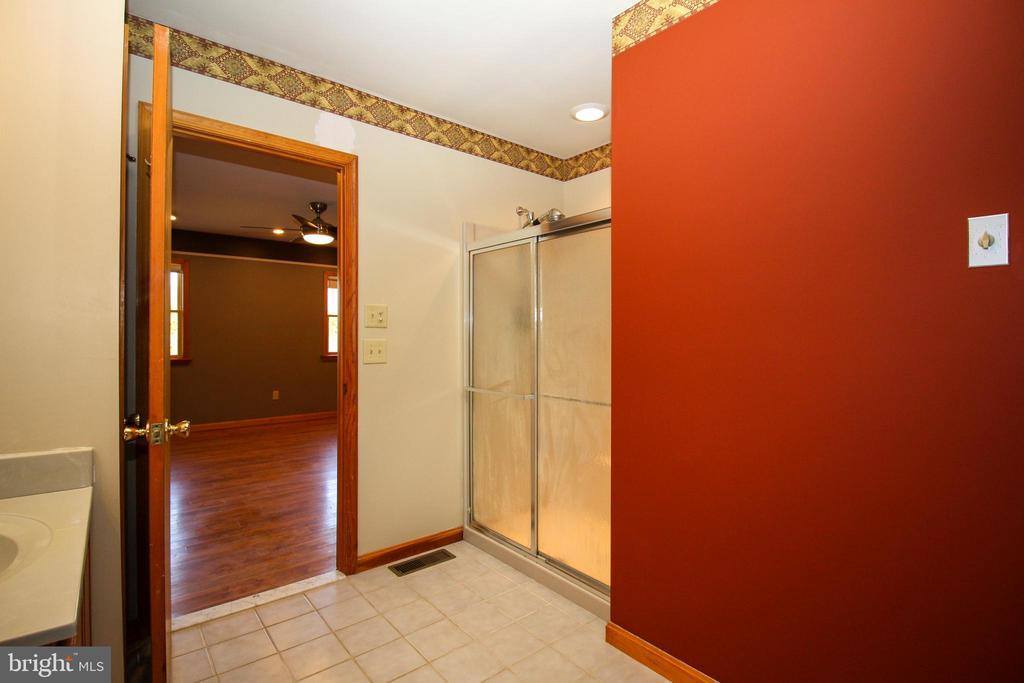 28533 Cave Neck Road, Milton, DE 19968