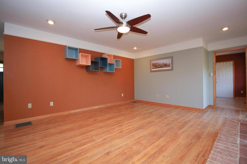 28533 Cave Neck Road, Milton, DE 19968