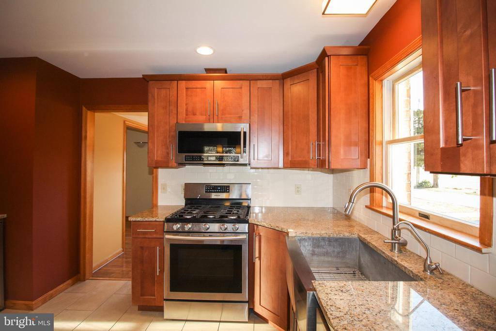 28533 Cave Neck Road, Milton, DE 19968