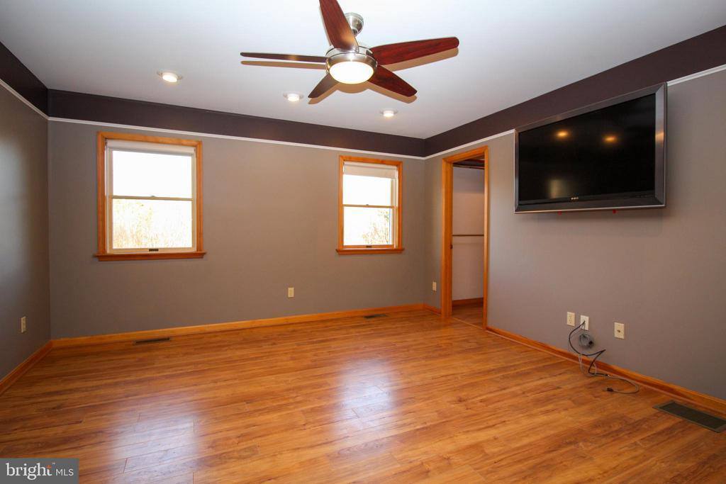 28533 Cave Neck Road, Milton, DE 19968