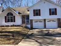 1108 SW Trail Ridge Drive, Blue Springs, MO 64015