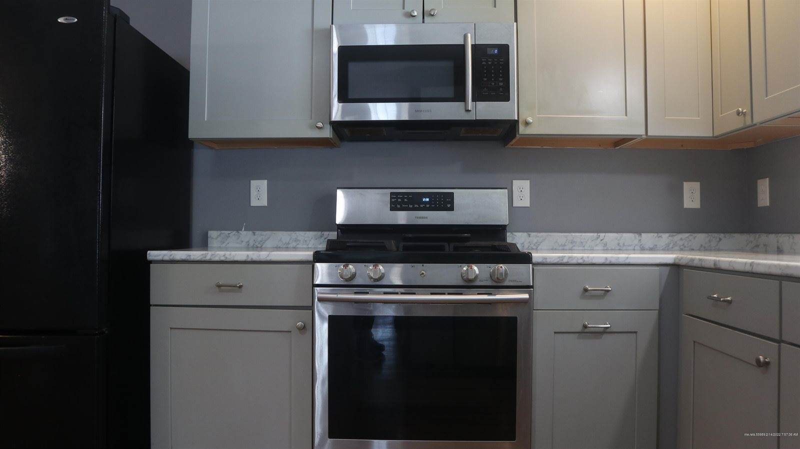 50 Hunt Road, Belfast, ME 04915