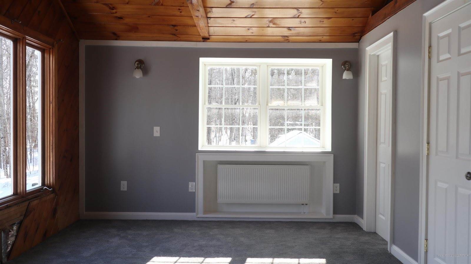 50 Hunt Road, Belfast, ME 04915