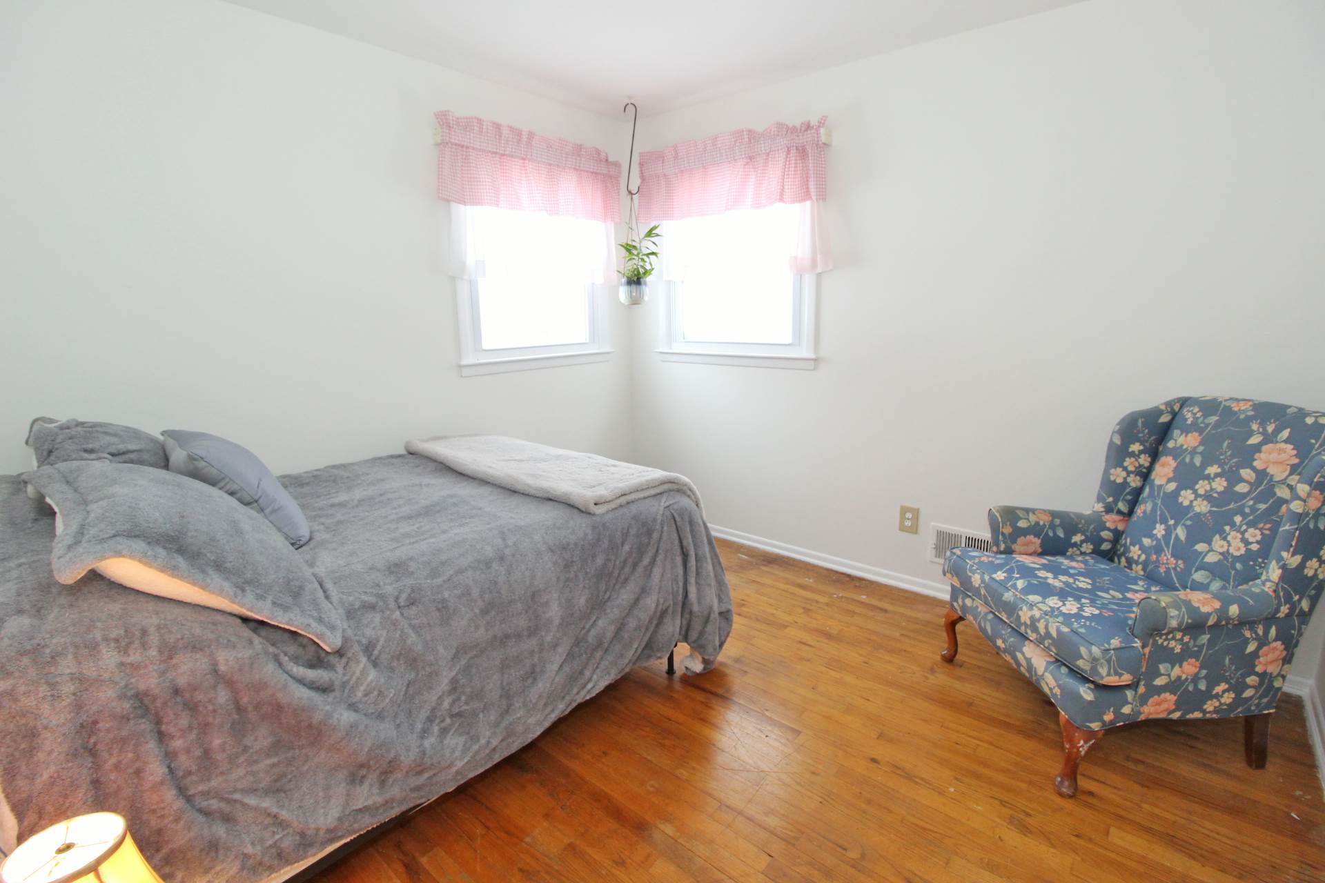 101 Columbia Ave, Berkeley Heights, NJ 07922