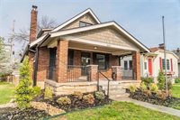 4428 Summit Street, Kansas City, MO 64111