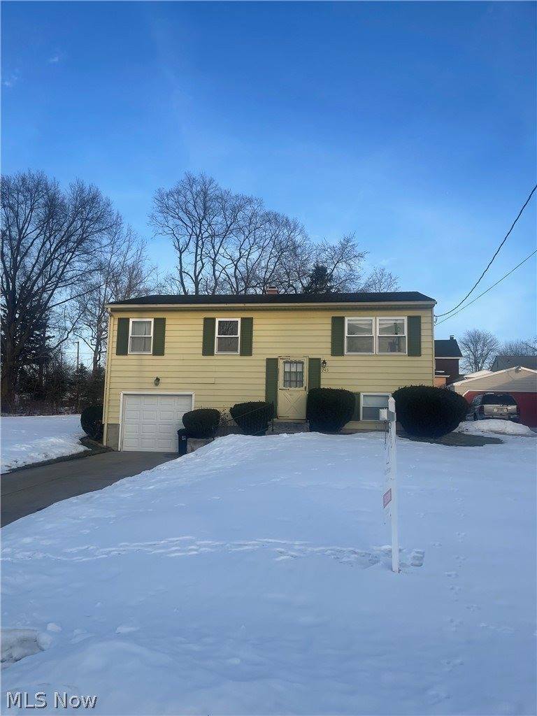 245 Harold Lane, Campbell, OH 44405