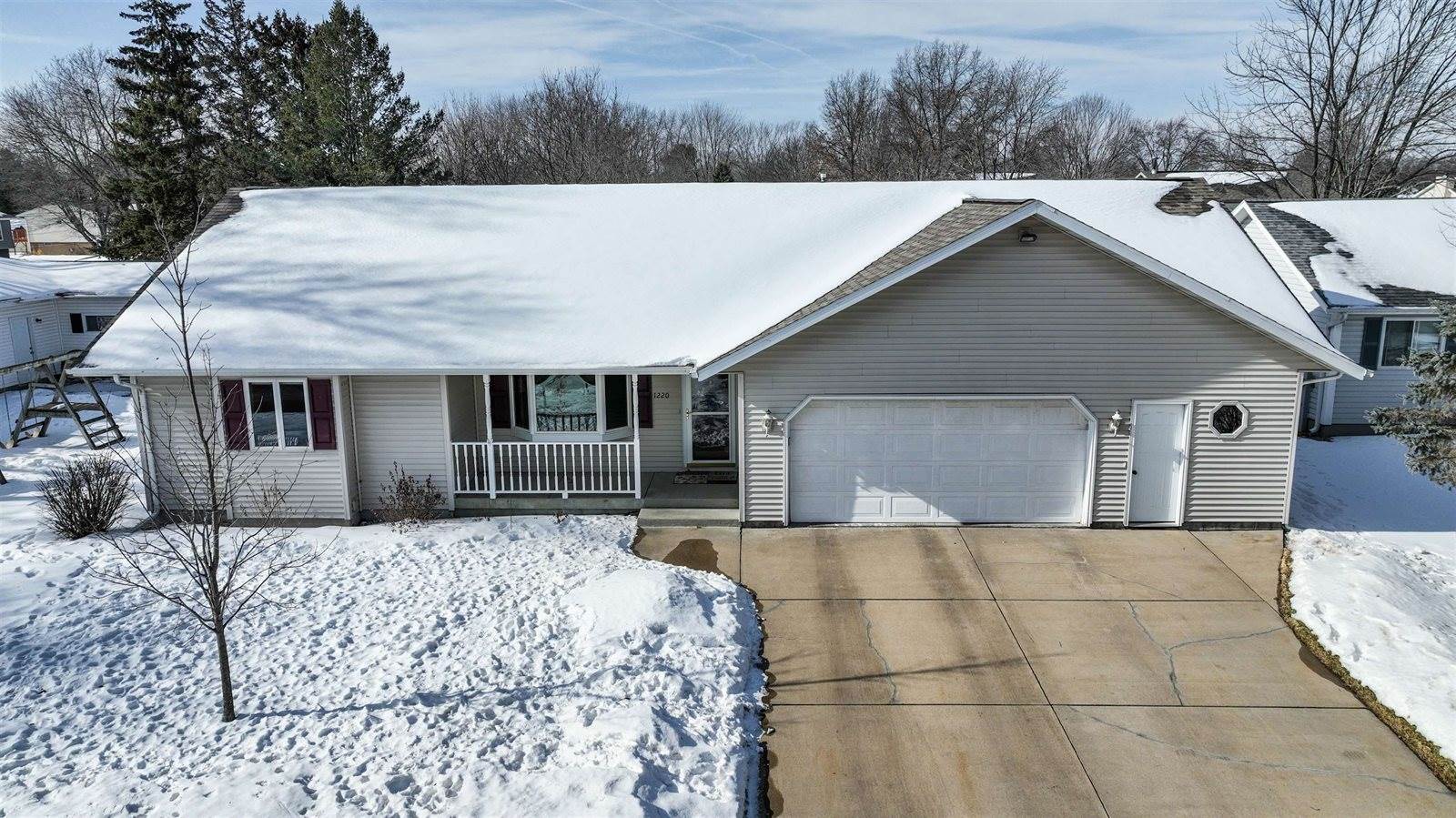 1220 20th Place, Wisconsin Rapids, WI 54494