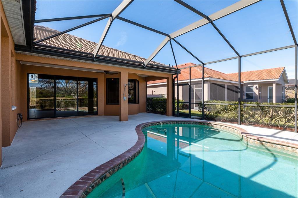 6747 Tailfeather Way, Bradenton, FL 34203