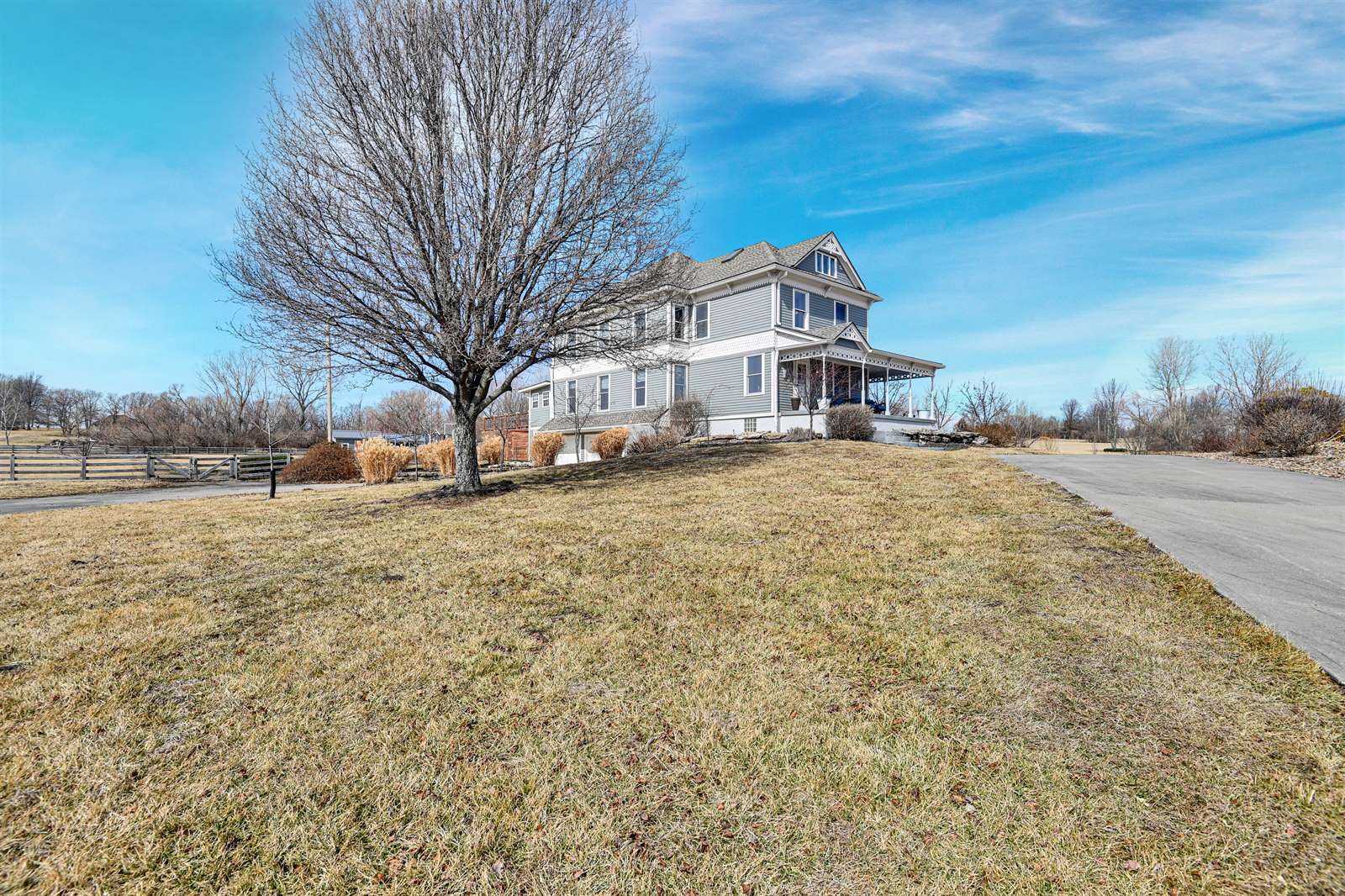 15700 Kentucky Road, Belton, MO 64012