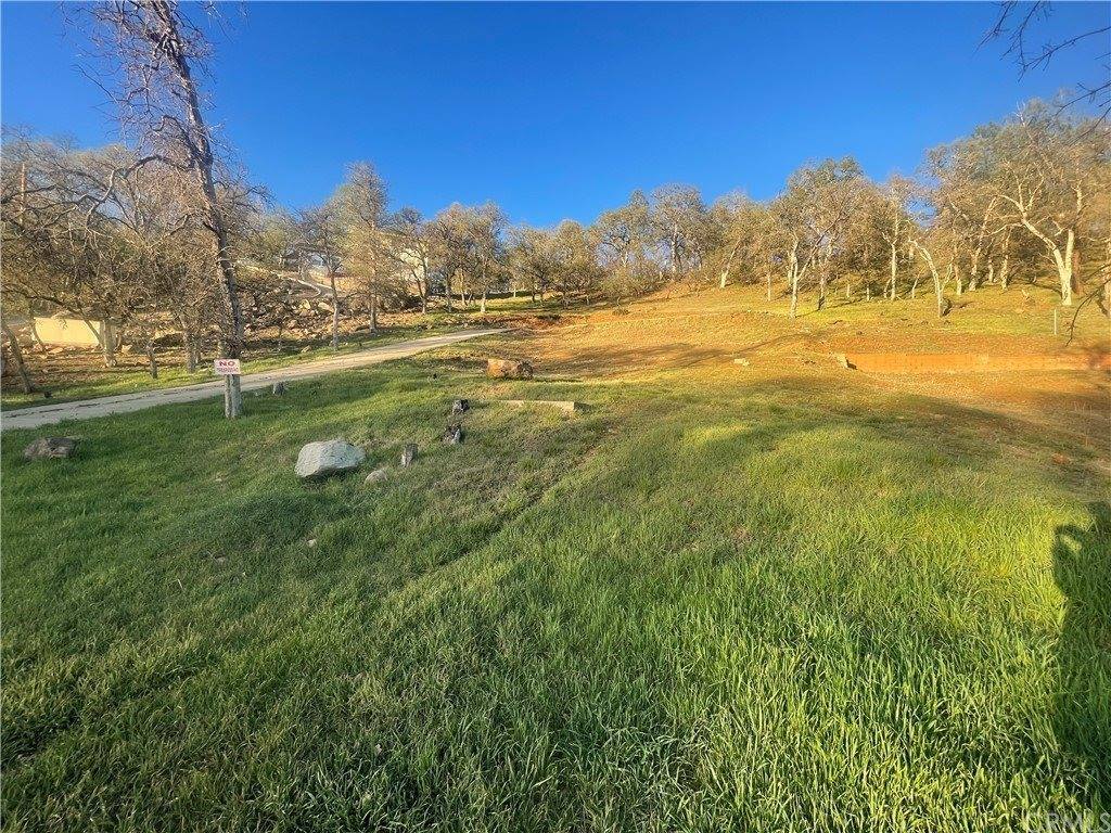 19415 Moon Ridge Road, Hidden Valley Lake, CA 95467