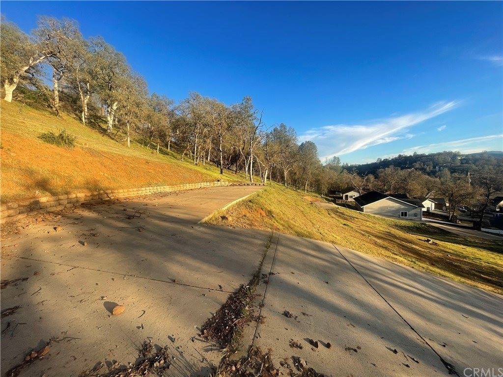 19415 Moon Ridge Road, Hidden Valley Lake, CA 95467