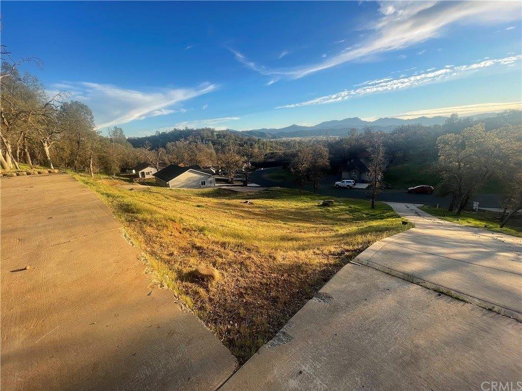 19415 Moon Ridge Road, Hidden Valley Lake, CA 95467