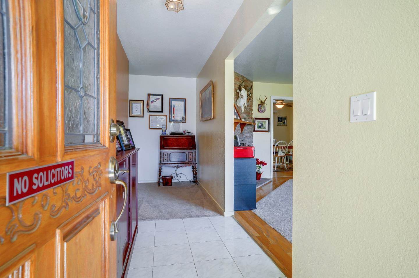 1100 Poppy Lane CIR, Hollister, CA 95023