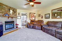 1100 Poppy Lane CIR, Hollister, CA 95023