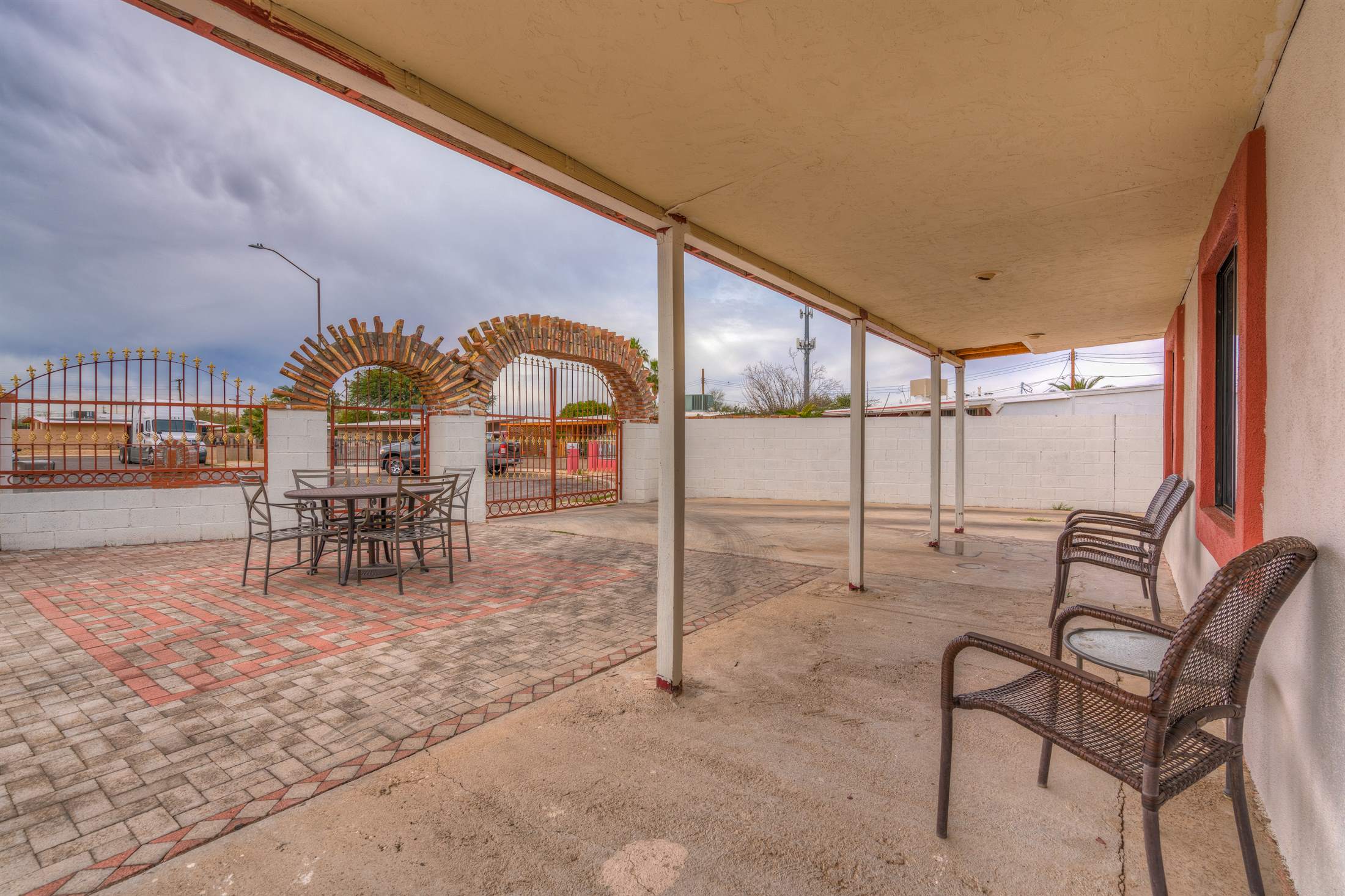 4113 E Valentine Pl, Tucson, AZ 85711