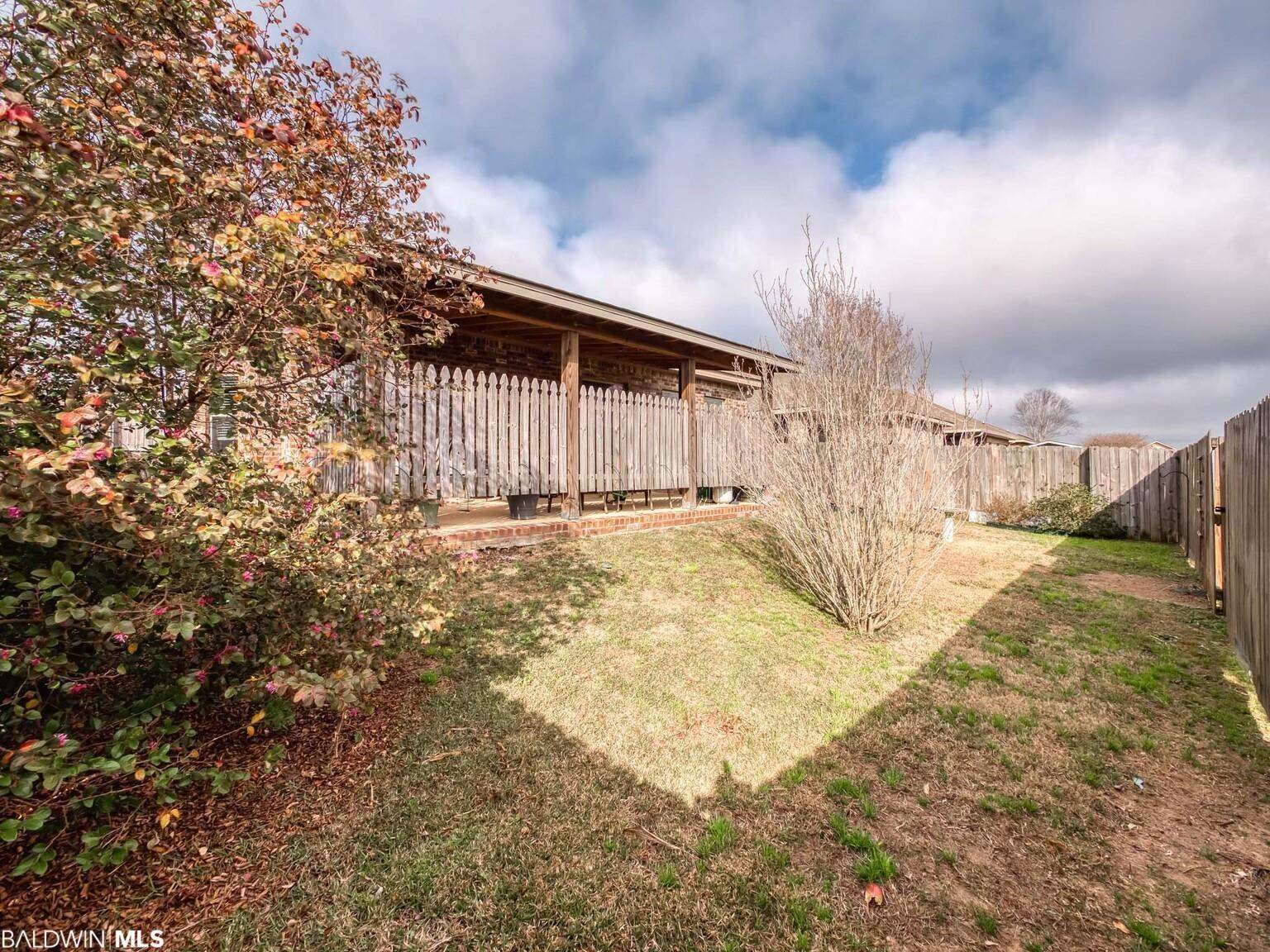 1883 Arcadia Drive, Foley, AL 36535