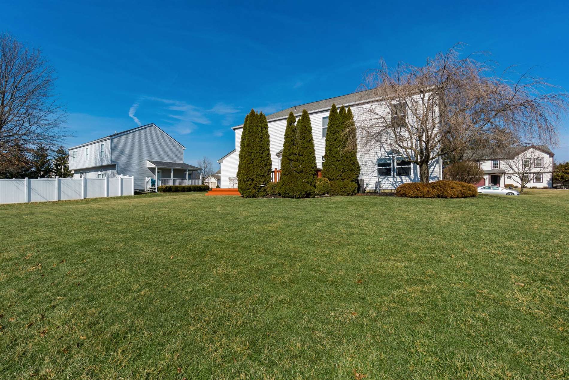 3514 Courtland Drive, Lewis Center, OH 43035