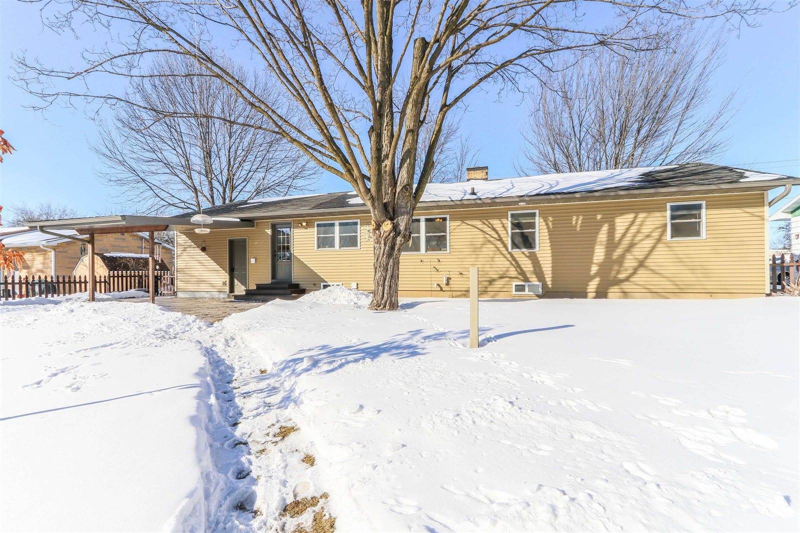 1208 E 17th Street, Marshfield, WI 54449