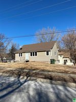 2829 W 4th, Sioux City, IA 51103