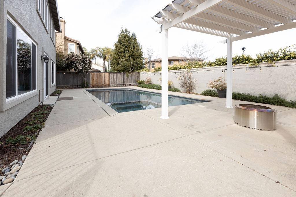 1789 Heather Garden Lane, Roseville, CA 95661
