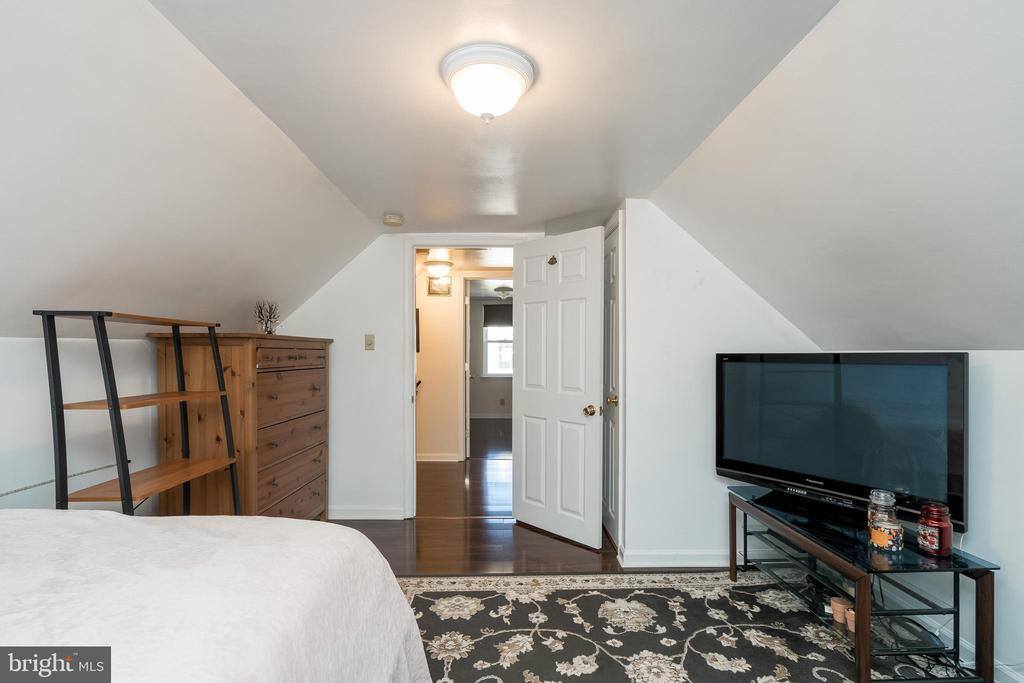 22 Martin Lane, Norwood, PA 19074