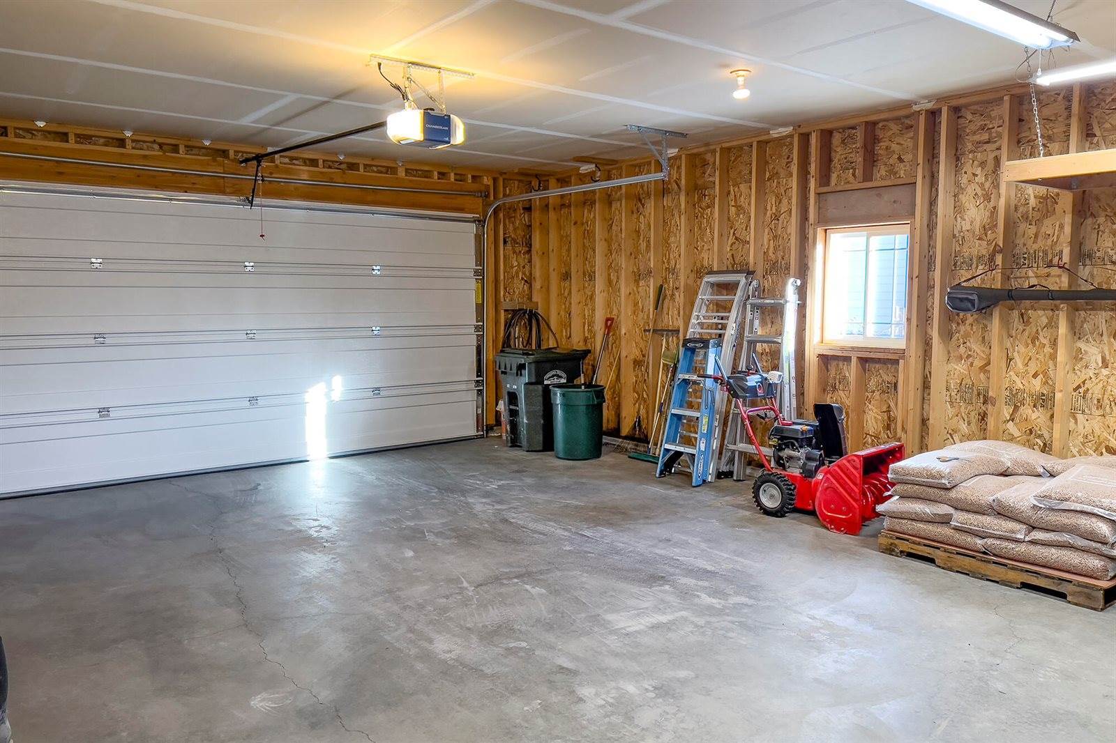 47 Fox Den Loop, Kalispell, MT 59901