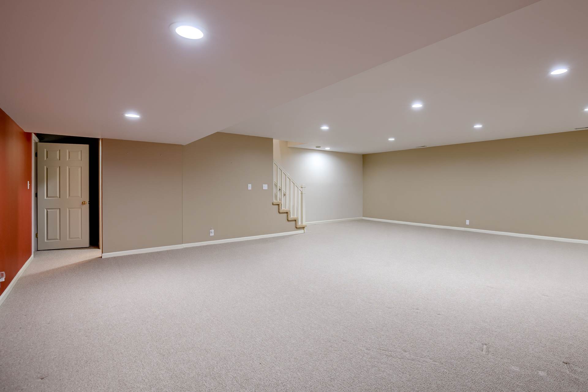 1823 S 172 Plaza, Omaha, NE 68130